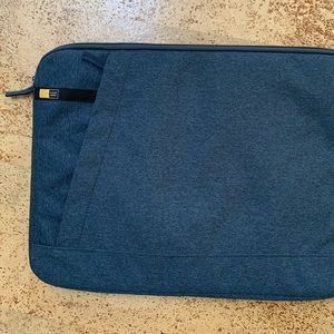Case Logic Laptop Case Barely Used